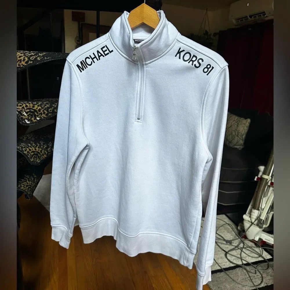 Michael Kors Classic White Pull Over - Picture 13 of 13